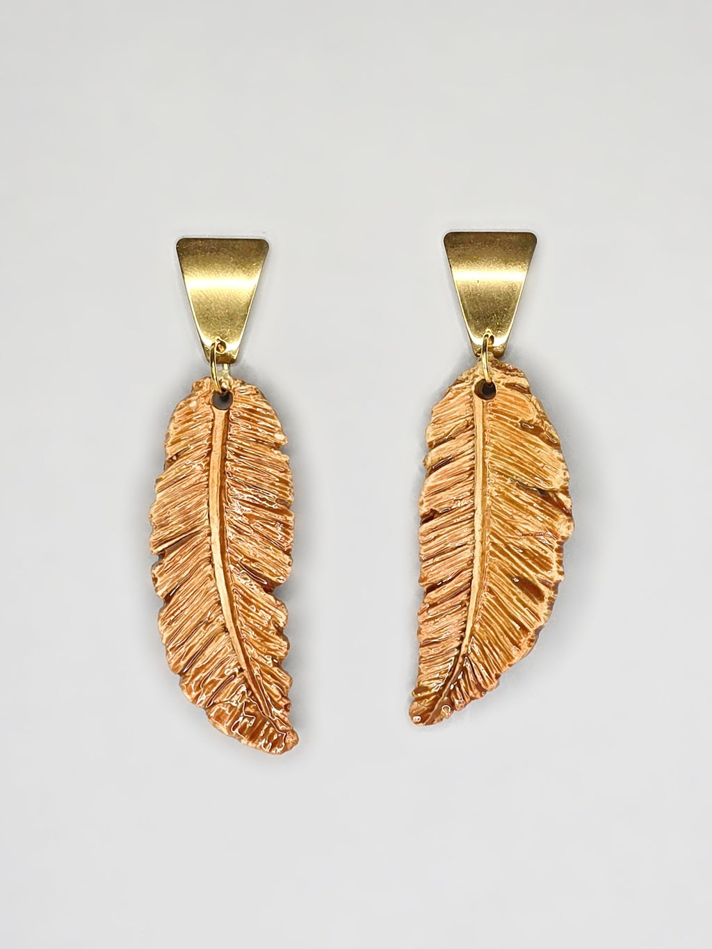 PENDIENTES PLUMA LARGA