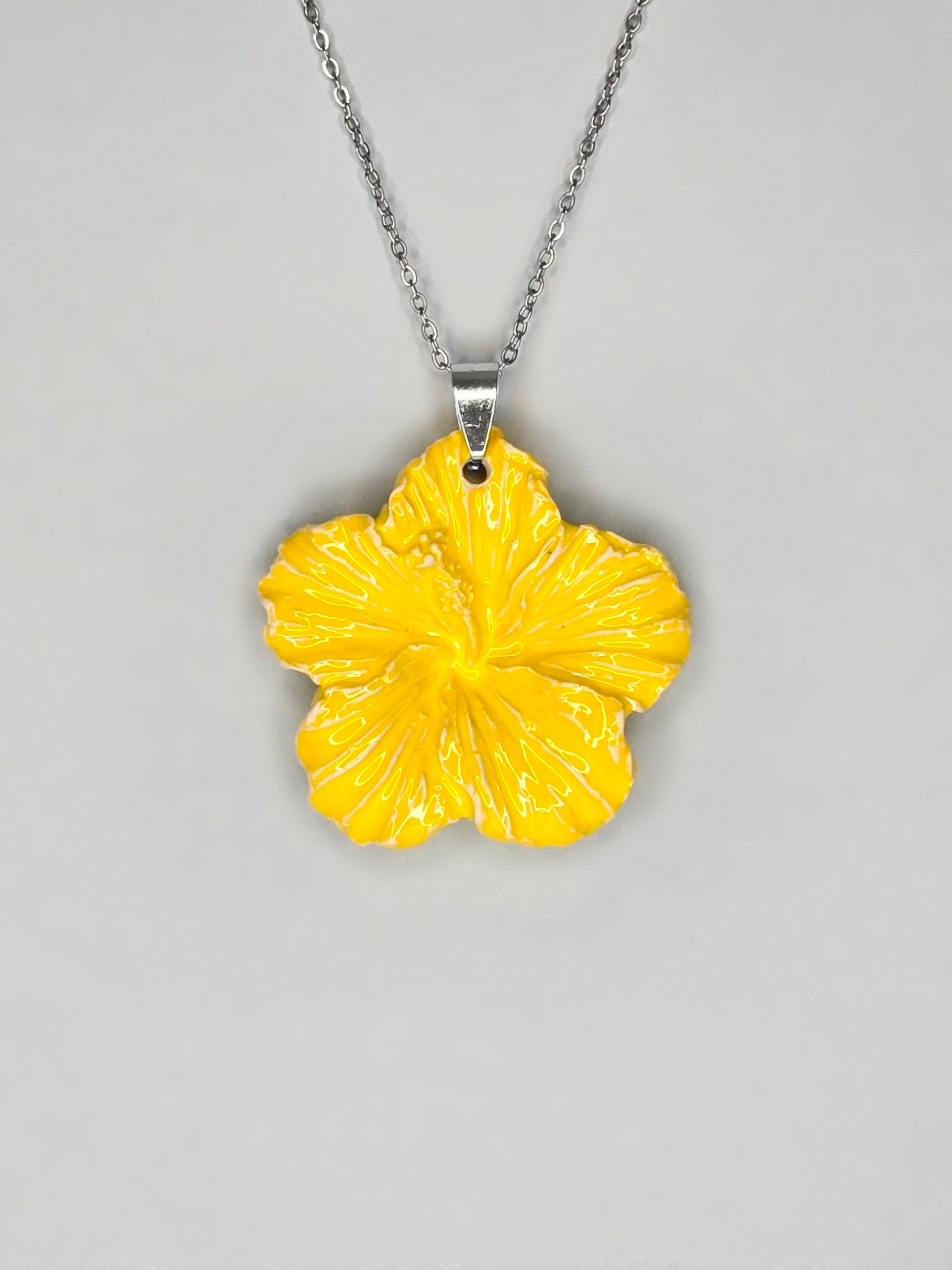 COLLAR HIBISCUS