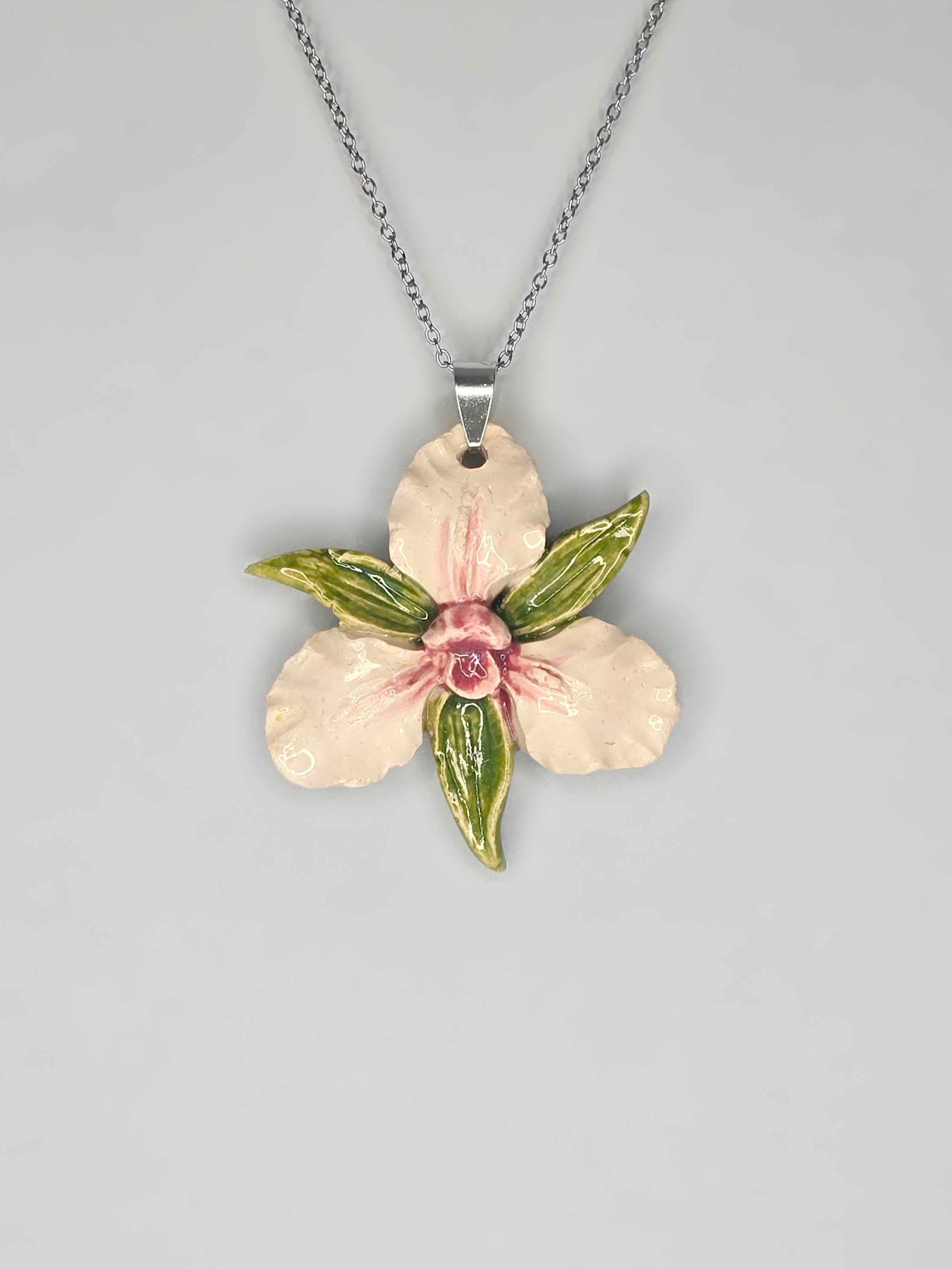 COLLAR ORQUÍDEA