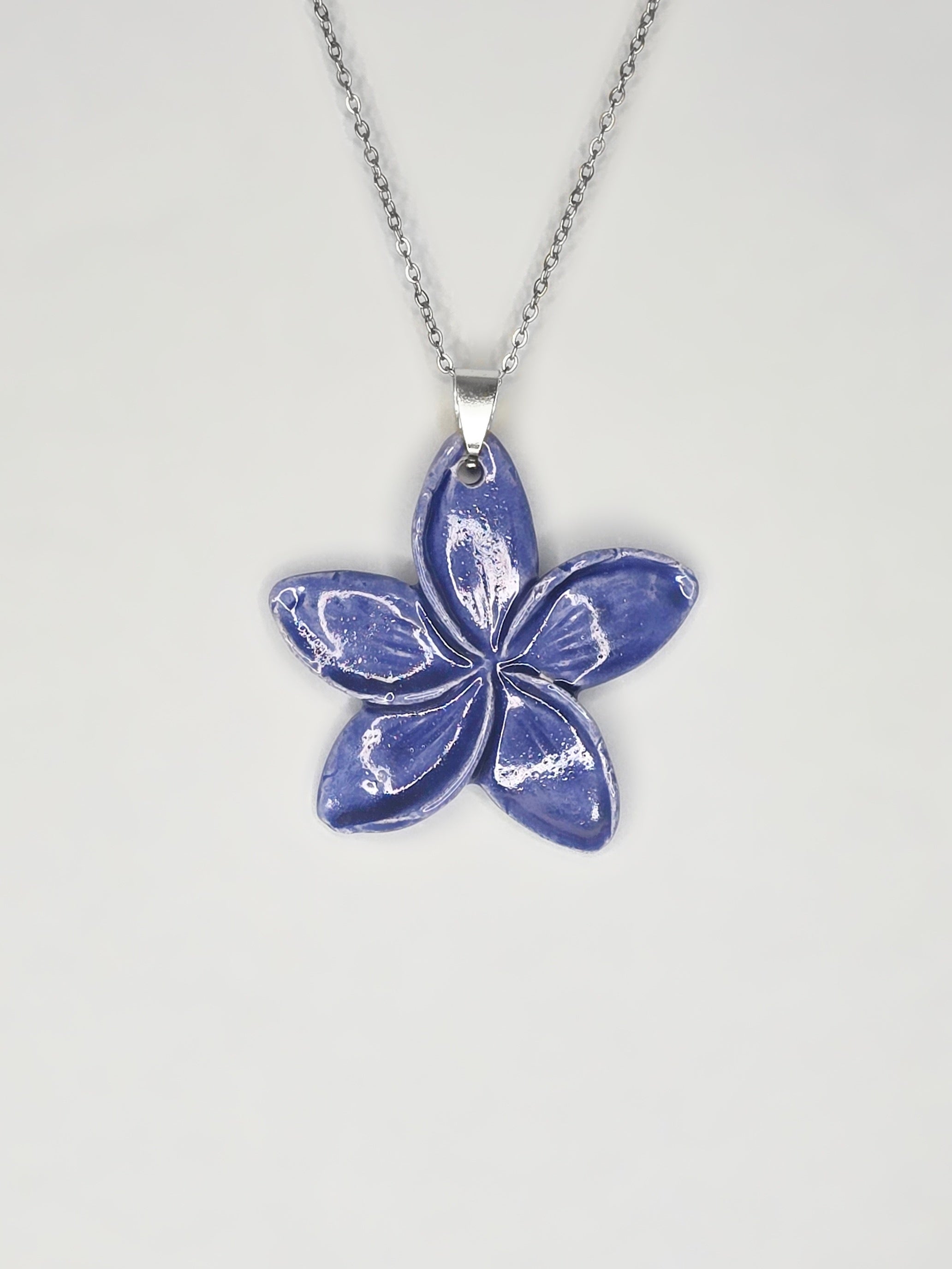 COLLAR PLUMERIA